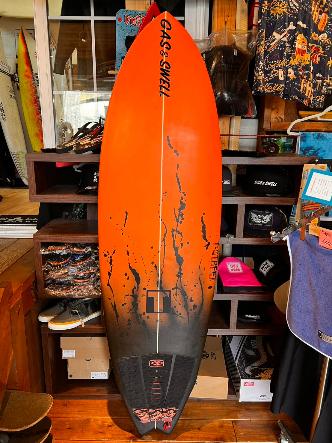 T-Street surfboards (5’7x19 7/16x2 3/8)